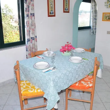 Daire Iss Travel, La Padula - With Private Veranda And Parking