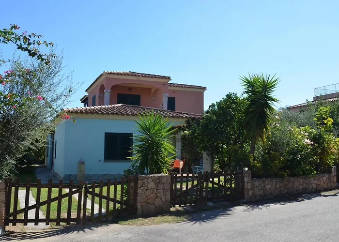 Apartman Iss Travel, La Padula - With Private Veranda And Parking San Teodoro