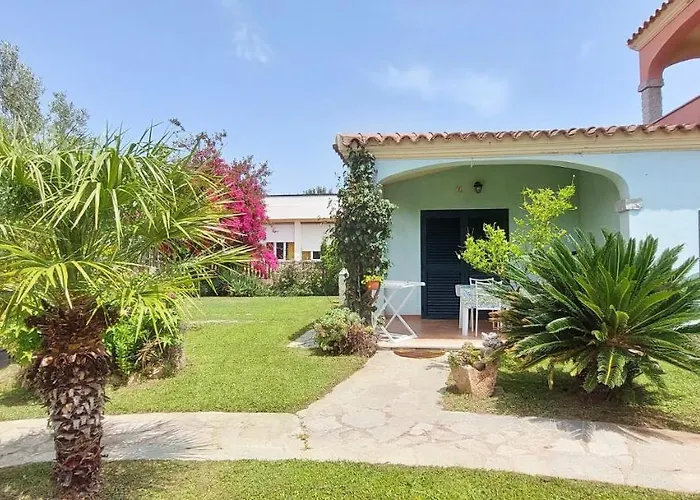 Iss Travel, La Padula - With Private Veranda And Parking Appartamento San Teodoro (Sardinia)